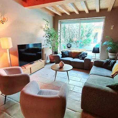 Charmante Maison Avec Piscine Pres Bordeaux Ferienhaus Eysines