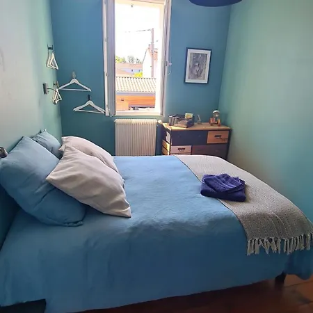Semesterbostad Charmante Maison Avec Piscine Pres Bordeaux